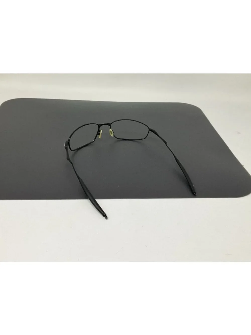 OAKLEY WHISKER SUNGLASSES  Black Frame Silver Icons Excellent Condition